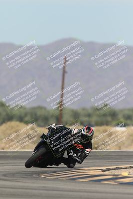 media/Oct-13-2025-Moto Forza (Mon) [[a66d839500]]/2-A Group/Session 3 (Turn 16)/